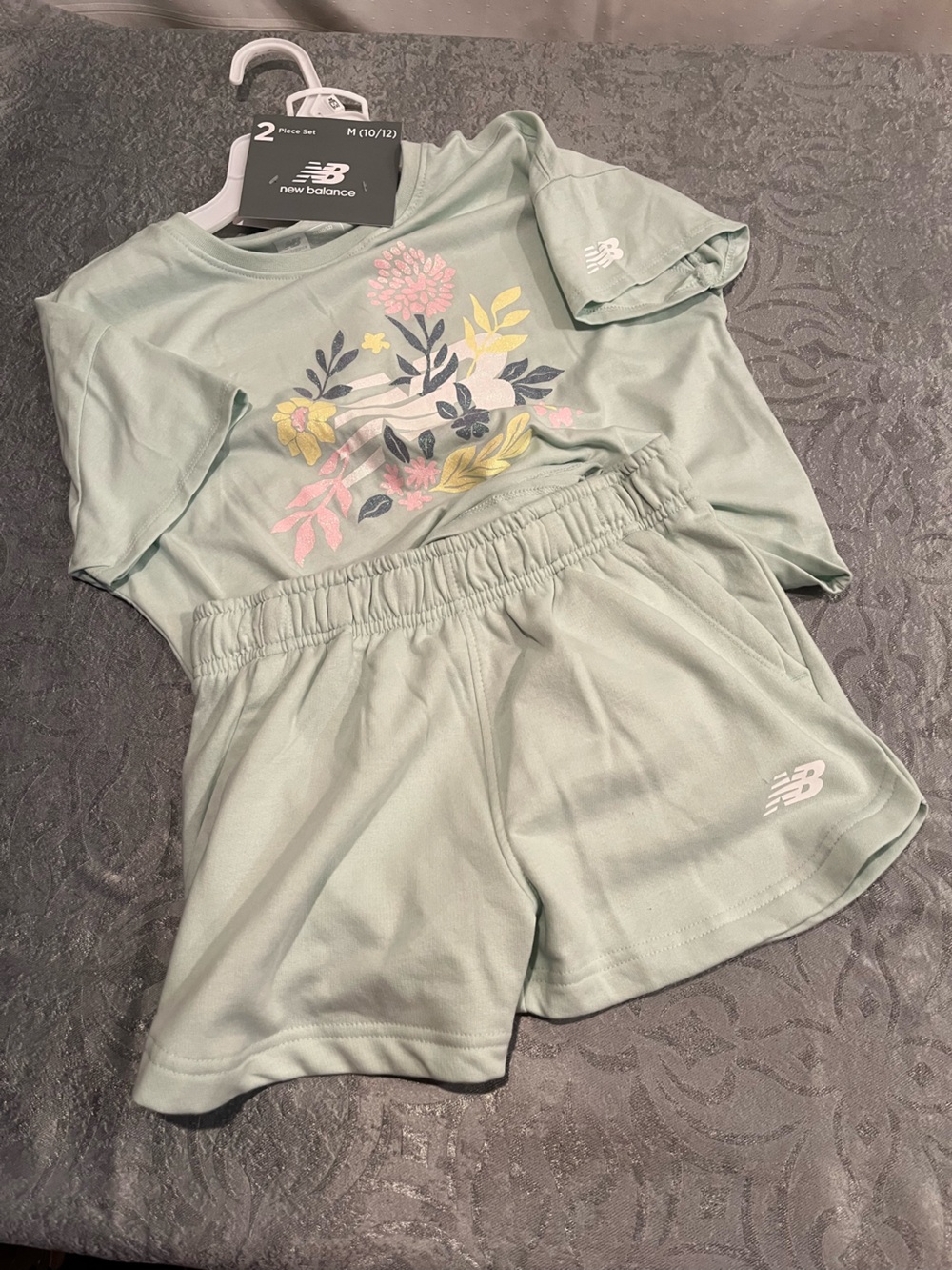 NWT Girls New Balance Two-Piece Set